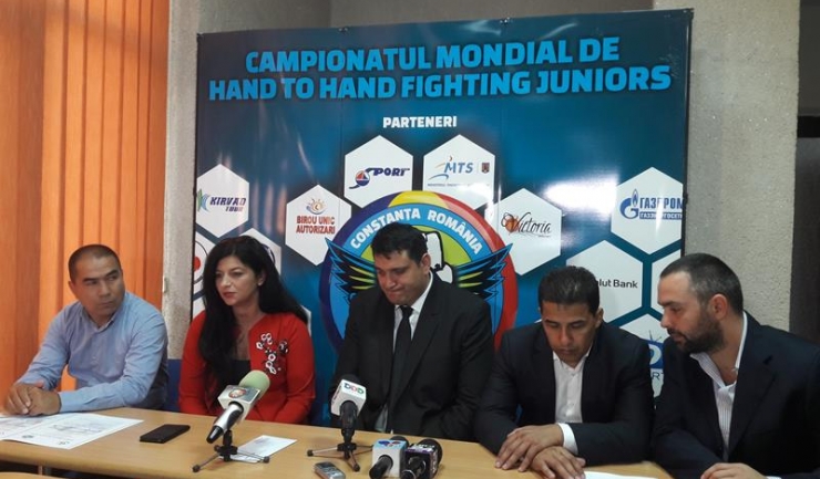 Organizatorii Campionatului Mondial de Hand to Hand Fighting au prezentat competiția la Sala Sporturilor din Constanța