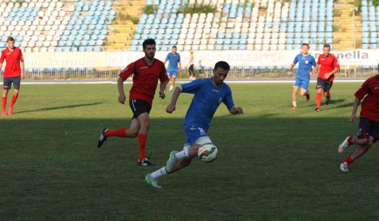 Mijlocaşul Vasile Şicu a înscris, din penalty, golul de 2-1 pentru FC Farul