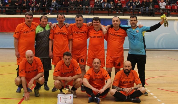 În turneul „ultra” old-boys s-a înscris și campioana en titre - Vertiroll Vulturii Cazino Constanța