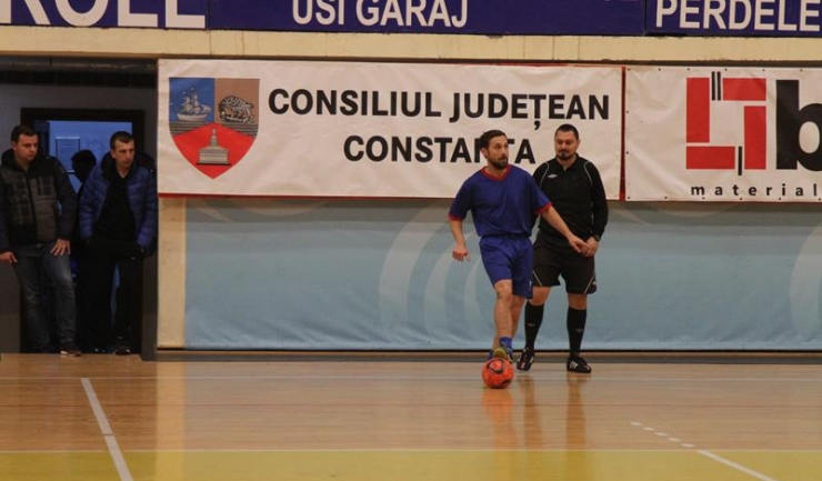 Dani Oţil a debutat la Trofeul „Telegraf” în turneul principal în tricoul formaţiei ASC Săgeata Stejaru