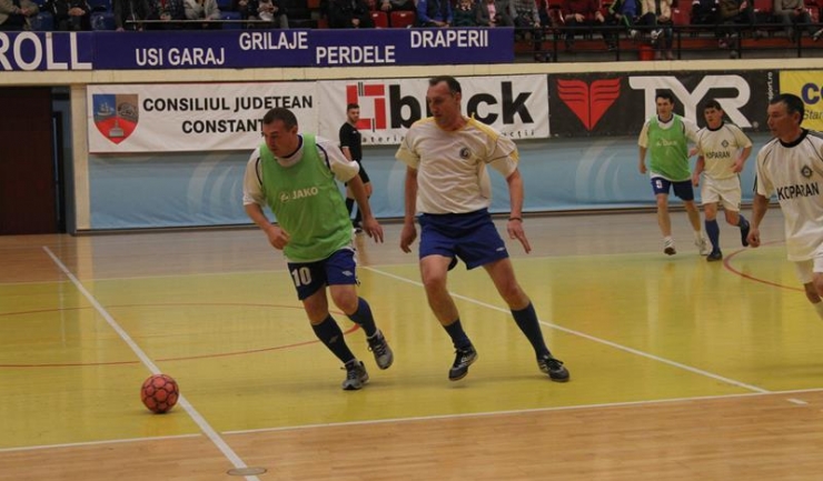 Marian Maftei (tricou alb) a marcat de patru ori pentru „Tanța și Costel” Medgidia
