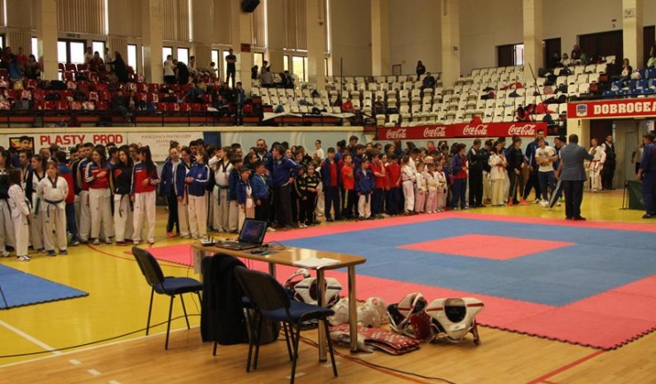 Sâmbătă a avut loc deschiderea oficială a competițiilor organizate în weekend la Constanța