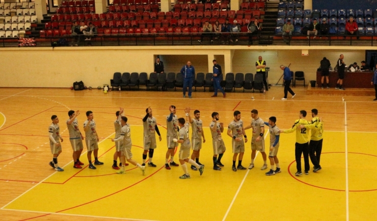 AHC Dobrogea Sud II a trecut pe lângă victorie în finalul confruntării cu CSM II Bucureşti