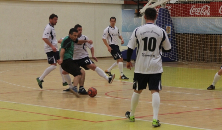 FC Constanţa (în verde-negru) s-a impus la limită în grupa D