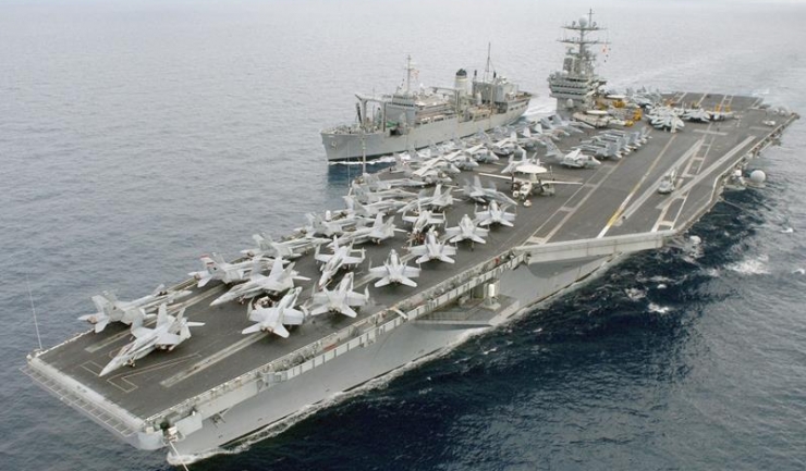 În luna martie, un portavion american ar putea efectua o vizită în portul Danang
