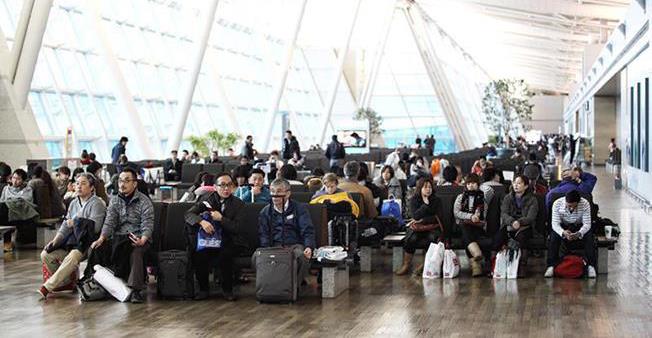 În Coreea de Sud, dacă-ți plătești la timp taxele ai acces VIP în aeroport