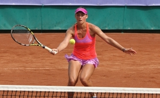 Ana Bogdan a pierdut în faţa unei tenismene în vârstă de 17 ani