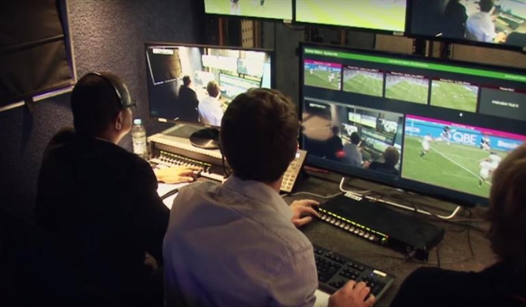 Arbitrii din Liga 1 vor fi ajutați de arbitri asistenți video să ia decizii corecte în cazul fazelor litigioase