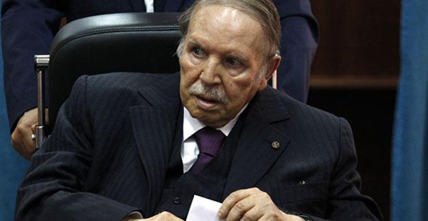 Bouteflika renunţă să mai candideze la al cincilea mandat