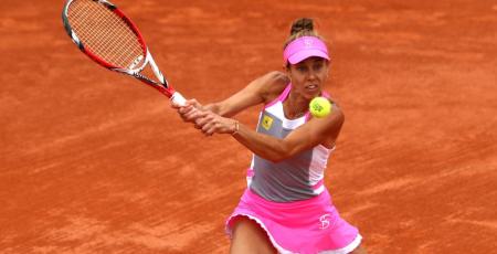 Mihaela Buzărnescu va lupta duminică pentru ajunge în sferturi la Roland Garros (sursa foto: www.wtatennis.com)