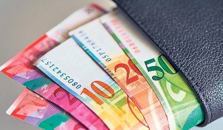 Clienții OTP au la dispoziție încă 30 de zile ca să decidă dacă vor sau nu să își convertească împrumuturile în franci elvețieni