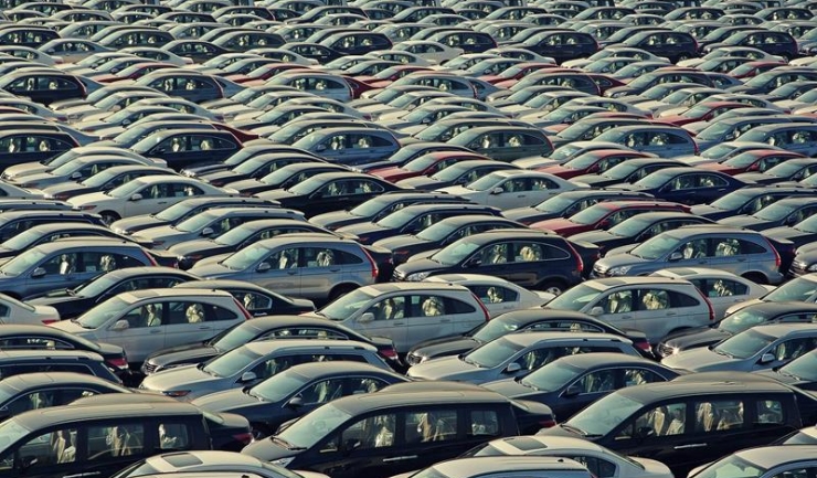 Peste 81.000 de mașini au fost înmatriculate în 2015, în creștere cu 15% față de anul precedent
