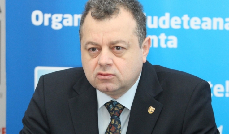 Liderul ALDE Constanța Mircea Banias: „Tăriceanu avea o altă treabă la Constanța, așa că a profitat de ocazie să participe la ședința partidului”
