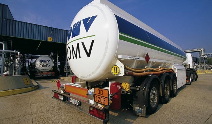 Prăbușirea cotațiilor petrolului a provocat prima pierdere anuală a gigantului OMV Petrom