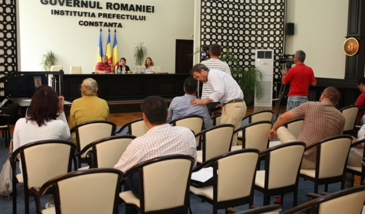 Organizațiile nonguvernamentale sunt invitate marți, 15 noiembrie, începând cu ora 15.30, în sala „Remus Opreanu” din incinta Palatului Administrativ, la o dezbatere publică