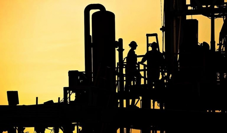 Acordul dintre OPEC și Rusia pentru înghețarea prețului petrolului este lipsit de sens, avertizează analiștii