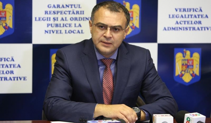 Prefectul Constantin Ion a demis în 2015 mai mulți aleși, printre care primarii comunelor Tuzla, Mircea Vodă, Oltina și Castelu