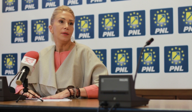 Raluca Turcan: „PNL nu ar fi fost mai breaz la guvernare decât cei de acum“