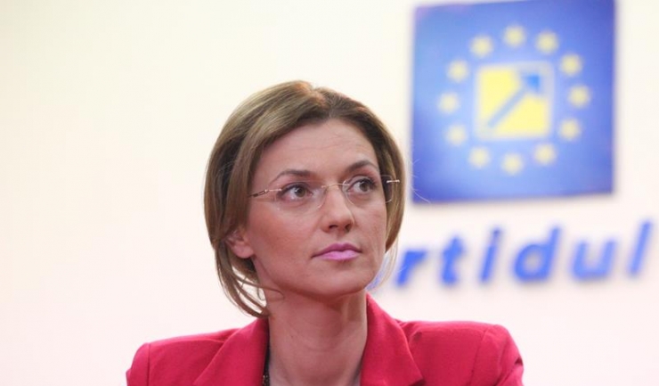 Alina Gorghiu, co-președinte PNL, a fost audiată într-un dosar în care este cercetată influențarea unor parlamentari de către fostul șef al CCIR Mihail Vlasov