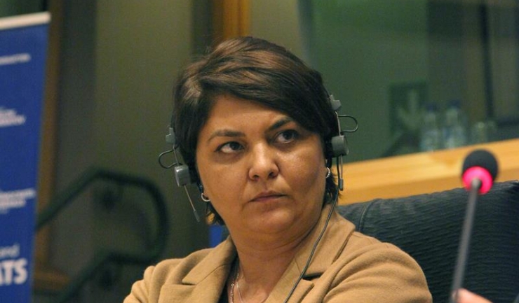 Europarlamentarul Adina Vălean, soția fostului președinte al PNL Crin Antonescu, are cea mai scăzută prezenţă la voturile din plenul Parlamentului European în 2015