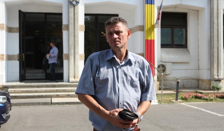 Dan Marius-Fiurtoș, din Oradea, a acuzat Primăria Constanța că refuză să-i elibereze autorizația de funcționare pentru societatea sa