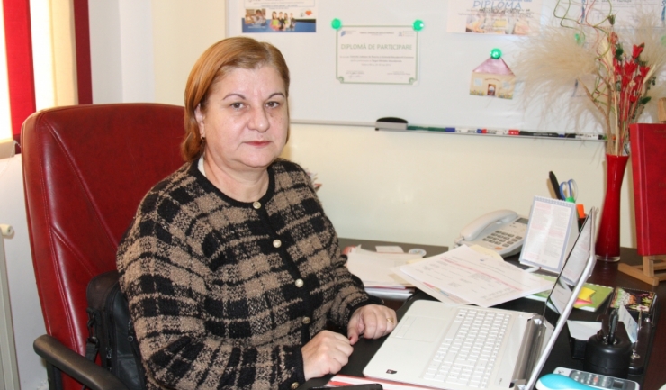 Psihologul școlar din cadrul CJRAE, Marieta Căescu: ”Toată informația de învățat trebuie adunată și trebuie calculat timpul rămas până la examen”.