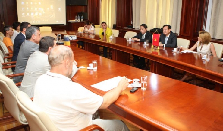 Ambasadorul Vietnamului în România, Tran Thanh Cong, s-a întâlnit cu reprezentanții autorităților locale din Constanța