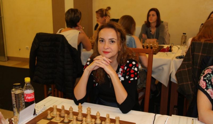Antoaneta Stefanova este liderul clasamentului după desfășurarea a șase runde