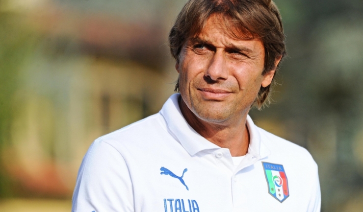 Antonio Conte a antrenat până acum numai echipe din Italia