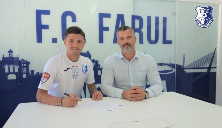 Iulian Carabela şi Tiberiu Curt, manager FC Farul (sursa foto: www.fcfarulconstanta.ro)