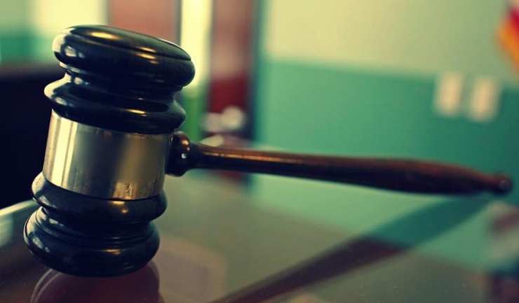 Încă un român a câștigat un proces pe clauze abuzive împotriva BCR