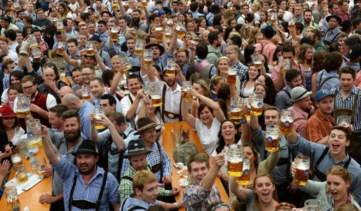 Cantitatea de bere consumată în primul weekend al Oktoberfest este impresionantă