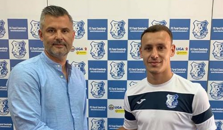 Tiberiu Curt, manager FC Farul, şi Antonio Cruceru (sursa foto: Facebook FC Farul Constanța)