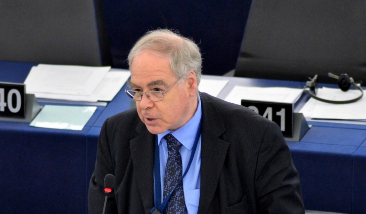 Eurodeputatul ungar Gyorgy Schopflin, membru al formaţiunii Fidezs