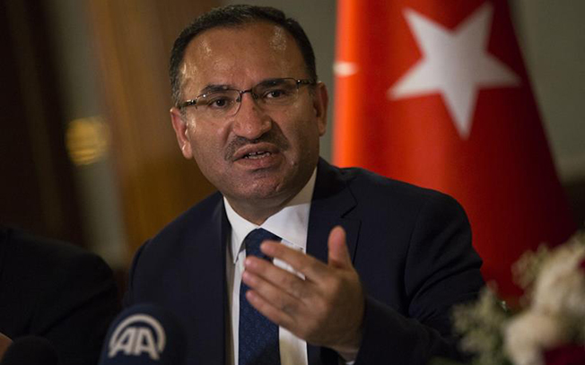 Vicepremierul turc Bekir Bozdag nu s-a ferit să atace autoritățile de la Washington