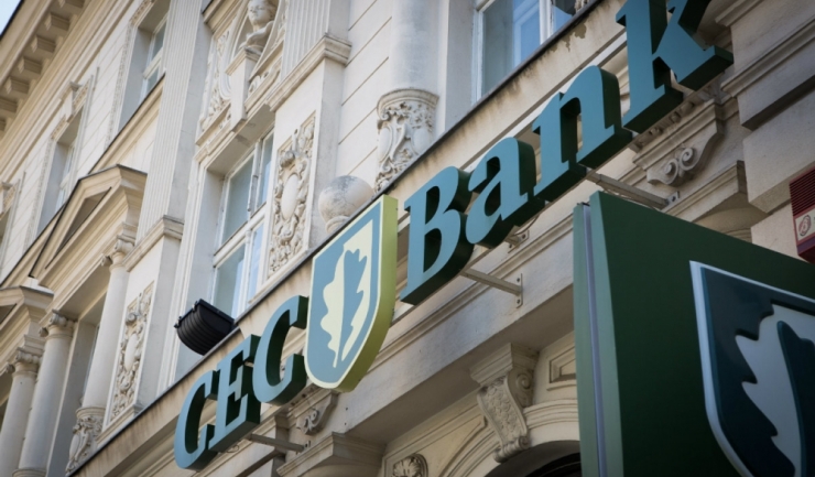 Cu sau fără pierderi ascunse și manevre politice, CEC Bank încheie anul cu un profit de 33 milioane lei