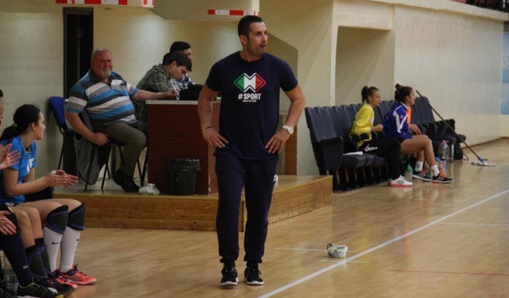 Antrenorul Ionuț Pușcașu speră că elevele sale se vor impune în meciul de duminică