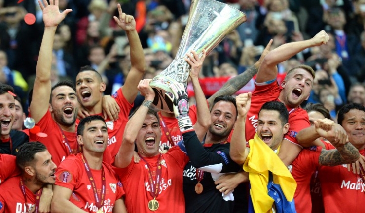 FC Sevilla este deținătoarea trofeului după victoria din finala de la Varșovia