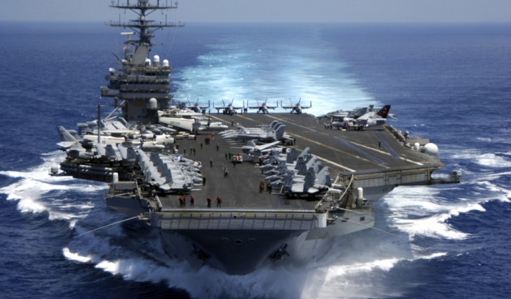 Portavionul american „USS Carl Vinson“ se îndreaptă spre coastele Coreei de Sud