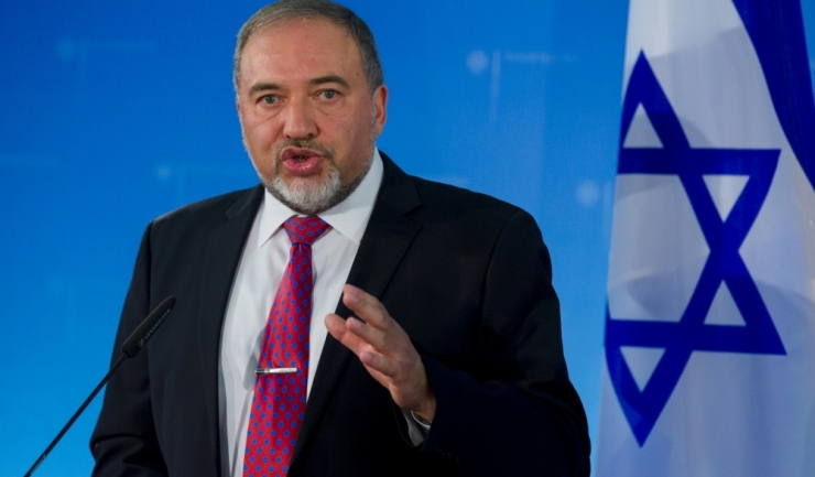 Ministrul Apărării israelian, Avigdor Lieberman