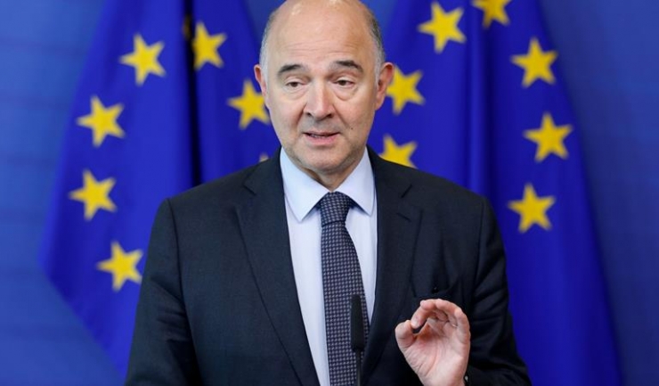 Comisarul european Pierre Moscovici: „Aceste alegeri au o primă miză existenţială care este în fond „stop sau mai departe”: vom continua să fim europeni, suntem capabili, într-o lume în care există Putin Trump, Xi Jinping (...) continuăm această aventură 