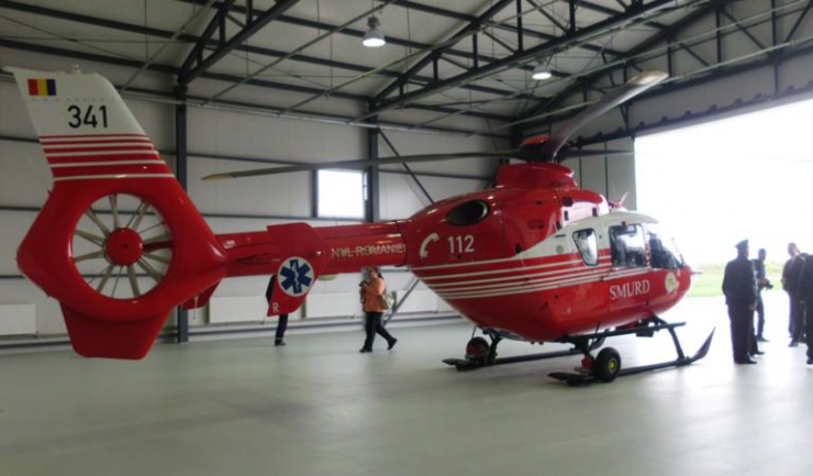 Noul elicopter SMURD care înlocuiește aparatul prăbușit în Siutghiol va rămâne deocamdată la sol, până când vor fi definitivate procedurile de înmatriculare