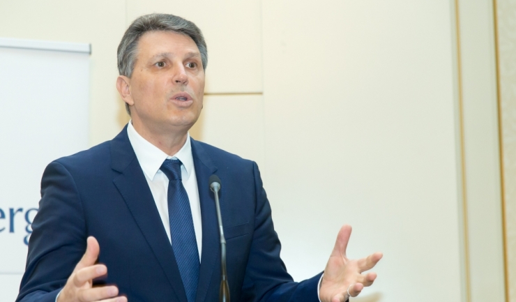 Iulian Iancu: „Creșterile aberante ale prețului energiei electrice trebuie plafonate urgent, prin ordin al ANRE“