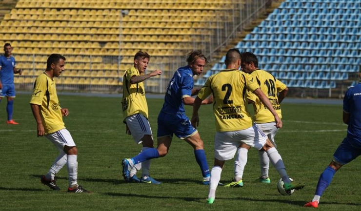 În turul sezonului regulat, FC Farul a fost egalată de Dacia Unirea Brăila la ultima fază a jocului