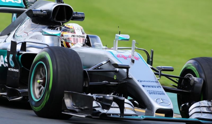 Lewis Hamilton a plecat din pole-position în primele două Mari Premii din 2016