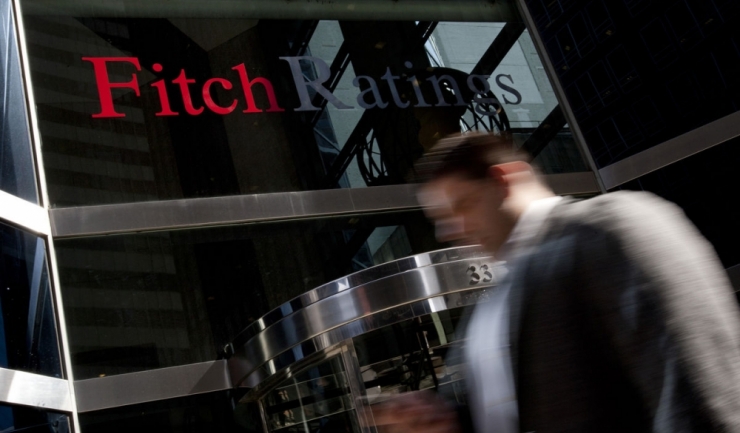 Agenția de rating Fitch se plânge că darea-n plată i-a supărat pe bancherii români... OF!