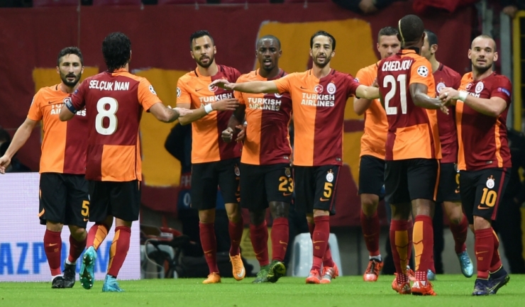 Galatasaray Istanbul trebuie să joace în Europa League cu Lazio Roma