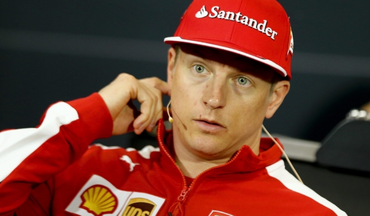 Kimi Raikkonen rămâne la Ferrari până la sfârșitul sezonului 2017