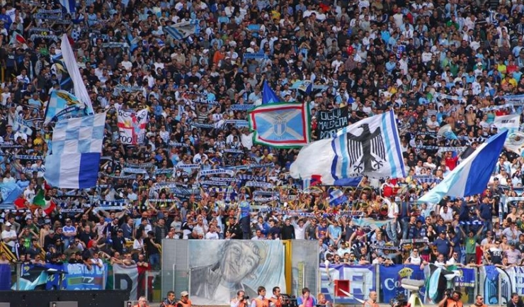 Suporterii lui Lazio sunt binecunoscuți pentru atitudinea lor rasistă