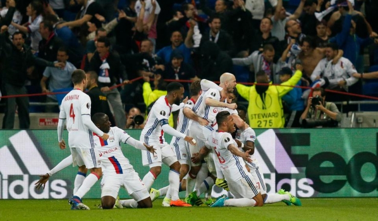 Olympique Lyon abordează returul de la Istanbul la adăpostul unei victorii la un gol diferență